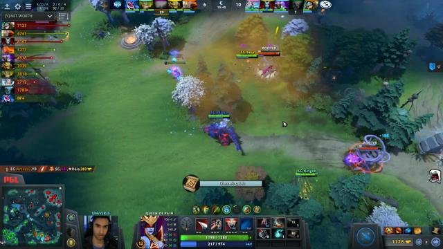 EG.Cr1t-'s triple kill leads to a team wipe!